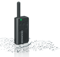 Set van 6 Kenwood portofoons PKT-23E met oortjes en multilader - Afbeelding 5